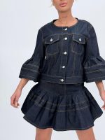 Set din denim jachetă și fustă - imagine 5