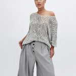 Bluză oversized din tricot cu decolteu în V