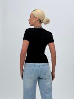 Tricou cu decolteu în V și dantelă - imagine 20