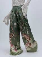 Pantalon oversized din satin cu imprimeu - imagine 4