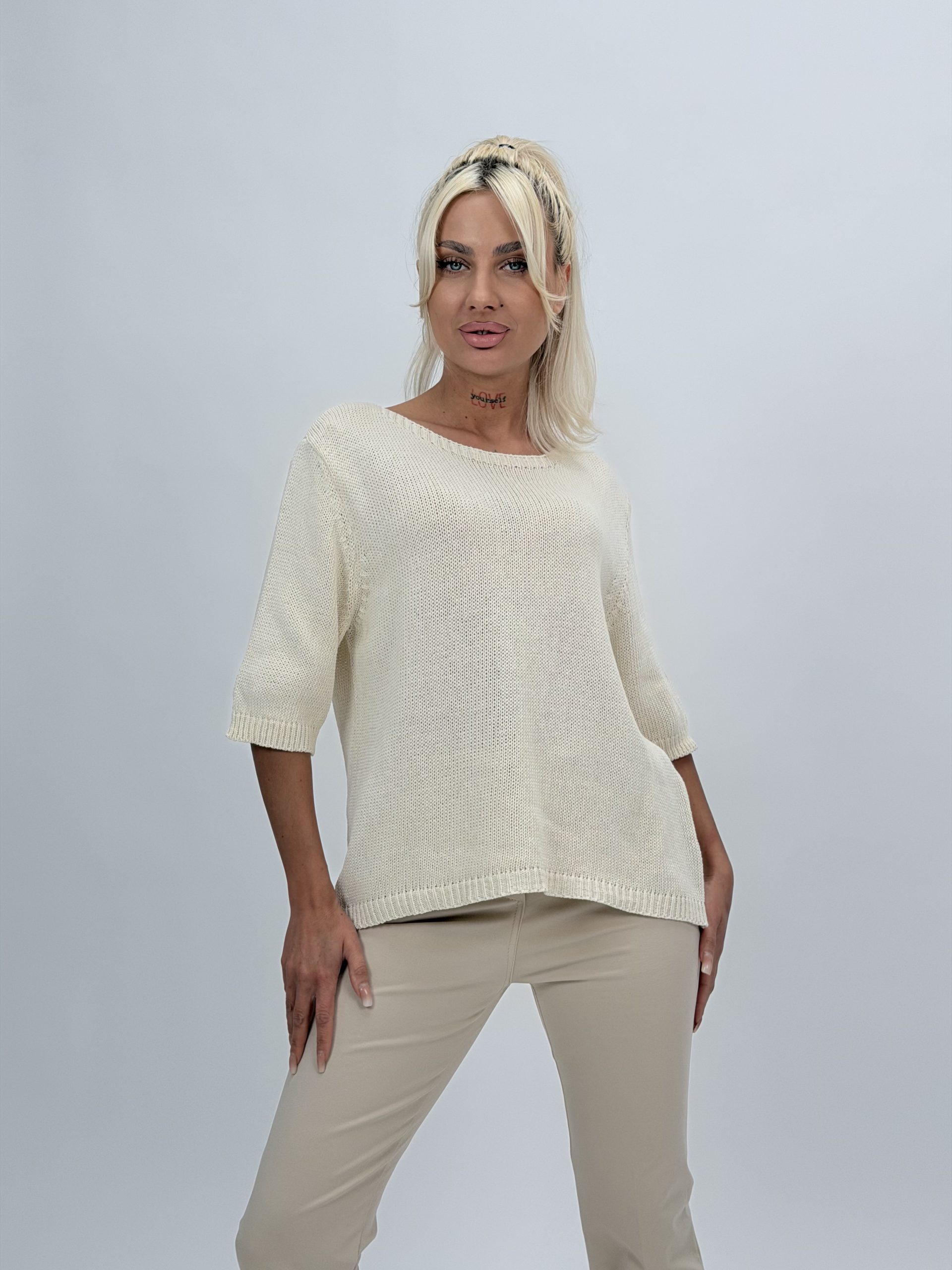 IMG_4707 Bluză din tricot cu mânecă scurtă - imagine 1