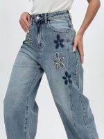 Jeans | Blug baggy cu flori aplicate - imagine 5