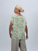 Bluză din satin imprimat - imagine 3