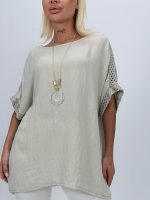 Bluză oversized cu broderie și colier - imagine 7