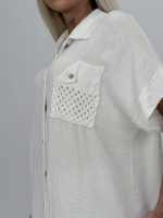 Bluză oversized cu buzunar brodat - imagine 3