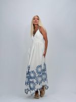 Rochie lungă cu broderie albastră - imagine 2