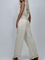 Set din in vestă și pantalon cu broderie - imagine 6