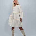 Rochie tunică cu broderie bej