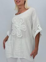 Bluză din in cu mânecă 3/4 și floare aplicată - imagine 3