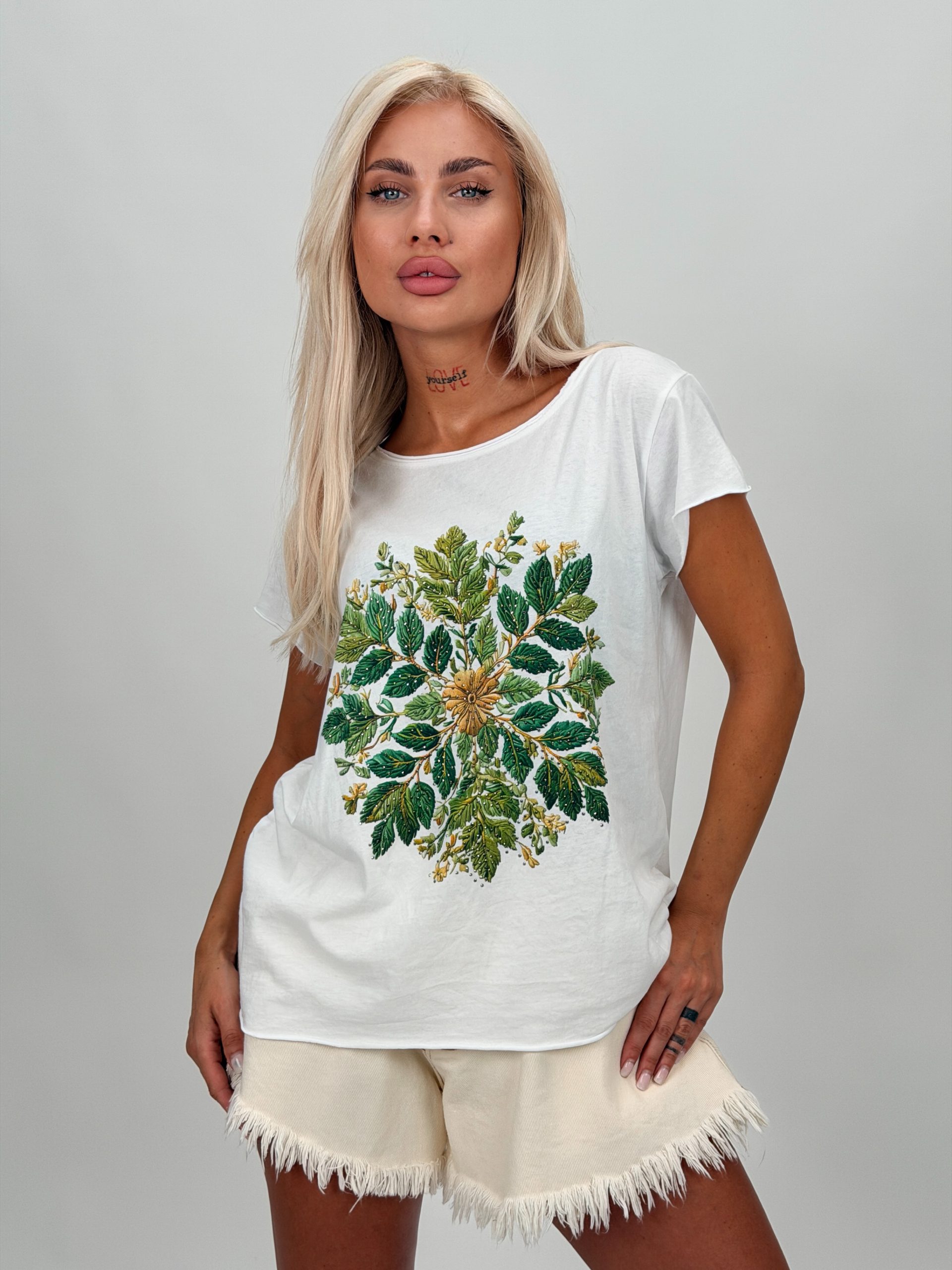 IMG_2384 Tricou din bumbac cu imprimeu flori și ștrasuri - imagine 1