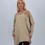 Pulover din tricot cu broderie tip mileu