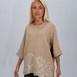 Pulover din tricot cu mânecă 3/4 și broderie aplicată