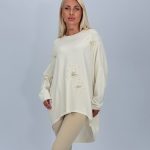 Pulover din tricot cu broderie florală și perle