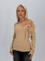 Pulover din tricot accesorizat cu flori și ștrasuri - imagine 6