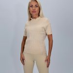 Pulover din tricot cu dantelă și mânecă scurtă