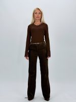 Pantalon evazat din catifea