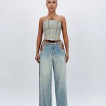 Jeans | Blug wide leg decupat accesorizat cu ștrasuri