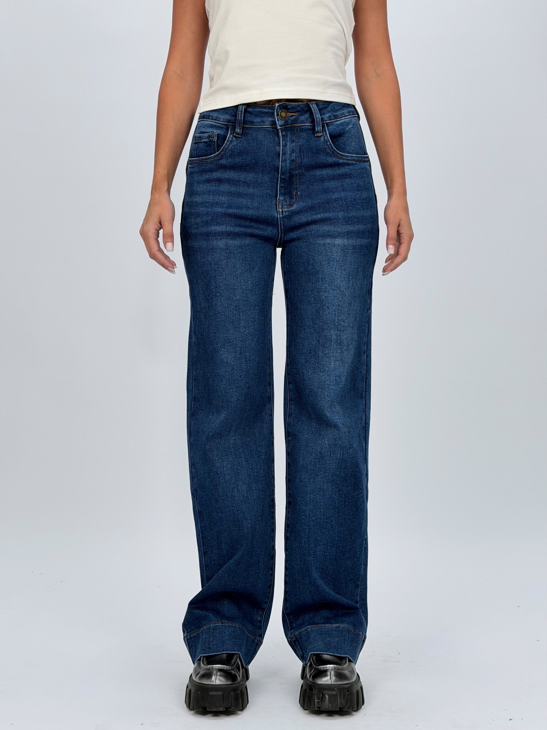 bab62589-8b6e-4490-97fd-8e5cd85c77aa Jeans loose fit basic albastru - imagine 1