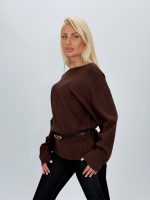 Pulover cambrat cu decolteu bărcuța și curea - imagine 10