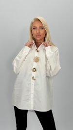 Cămașă oversized cu broșe aurii - imagine 2