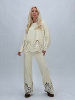 Set pulover și pantalon din tricot cu broderie