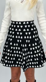 Fustă din tricot cu imprimeu inimi - imagine 3