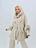 Poncho dama cu blană decorativă și cordon ajustabil