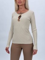 Pulover decupat din lurex cu nasturi aurii