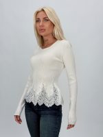 Pulover rigat cu dantelă aplicată - imagine 21