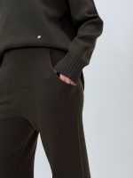 Set pantalon și pulover maletă din tricot - imagine 19
