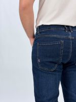 Pantaloni jeans bleumarin slim fit, vedere laterală