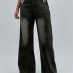 Jeans | Blug wide leg decupat accesorizat cu ștrasuri