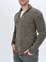 Cardigan tricotat bărbați, purtare deschisă