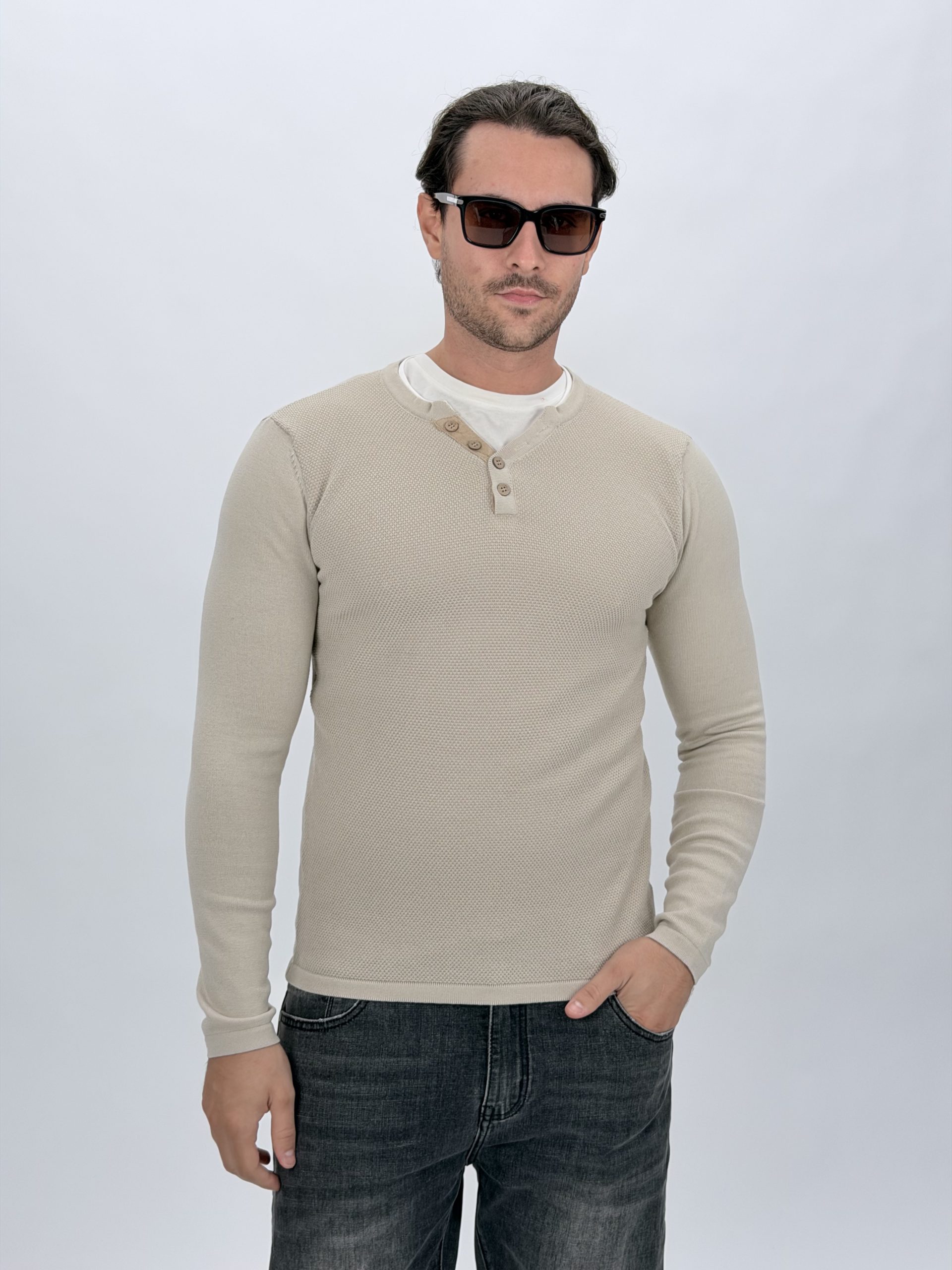 IMG_6286 Pulover tricot bărbați cu model bob și 4 nasturi