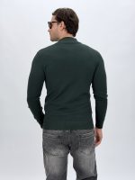 Pulover bărbați din tricot, variantă gri pe manechin
