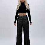 Pantalon wide leg din piele eco cu broderie, culoare neagră, croială largă modernă