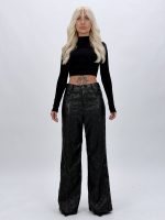 Pantalon wide leg din piele eco cu broderie, culoare neagră, croială largă modernă