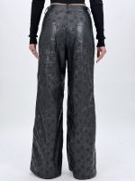 Pantalon wide leg din piele eco negru, vedere laterală croială largă