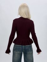 Cardigan prună cu butoni argintii, detaliu material