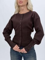Cardigan elegant cu capse, detaliu guler înalt