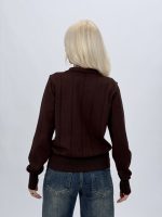 Pulover din tricot cu fundă elegantă, vedere apropiată