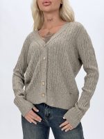 Cardigan cu torsade, vedere spate