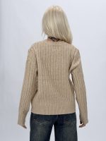Pulover tricotat cu torsade, ansamblu styling