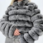 Jachetă scurtă din blană artificială maro sau negru, colecție nouă CATO