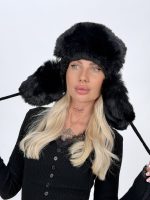 Căciulă din tricot îmblănită, vedere spate