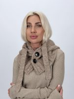 Scufiță din lână culoare bej, vedere laterală