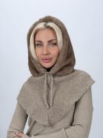 Scufiță din blană și tricot, culoare maro