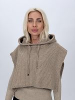 Scufiță din tricot tip poncho - imagine 4