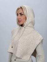 Scufiță din tricot tip poncho - imagine 3