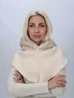 Scufiță din blană și tricot, detaliu textură blană